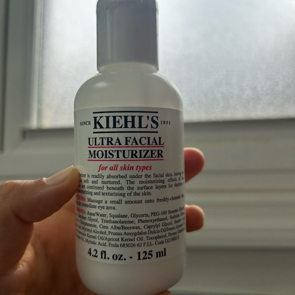Keihl’s 4.2fl oz facial moisturizer